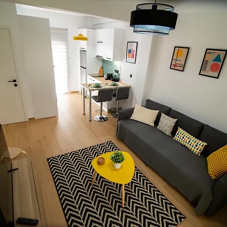 Elcada Apartments-ano Poli Lejlighed *